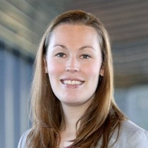 Anne Hampson Headshot