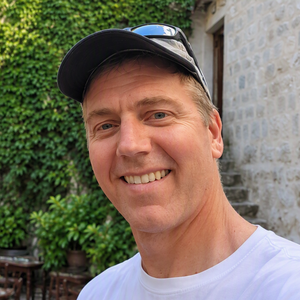 Craig Phillips Headshot